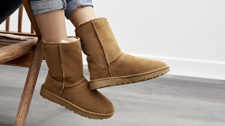 does macys sell ugg boots
